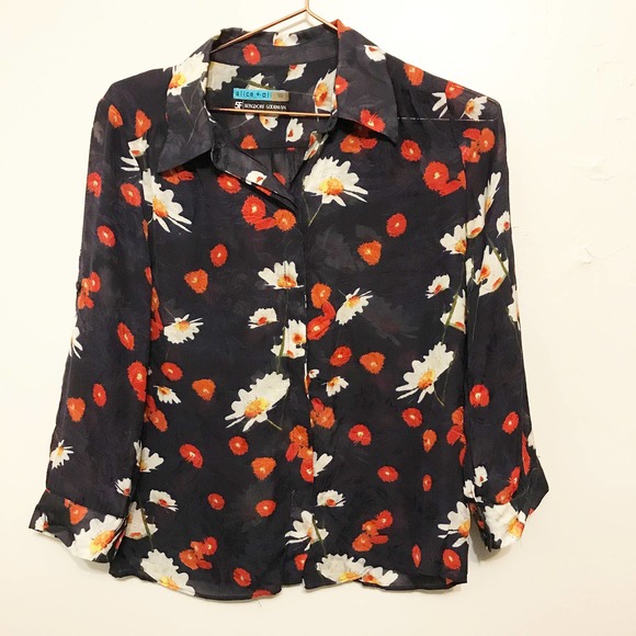 Alice + Olivia Tops - Alice + Olivia poppy daisy silk blouse small